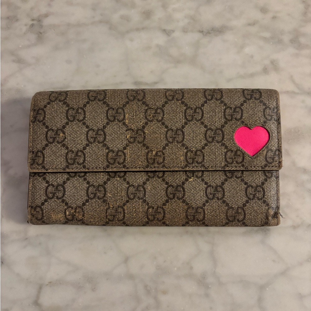 Gucci Brown Monogram Wallet with Pink Heart Accent